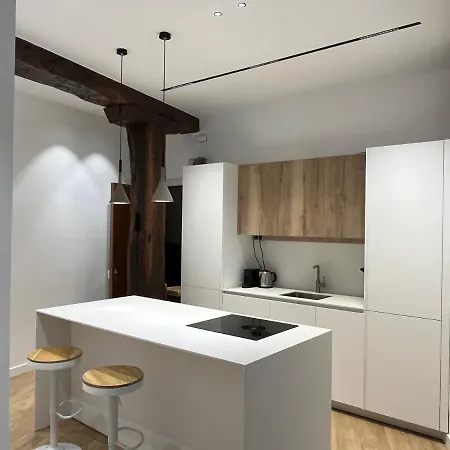 アパート En El Casco Viejo ビルバオ